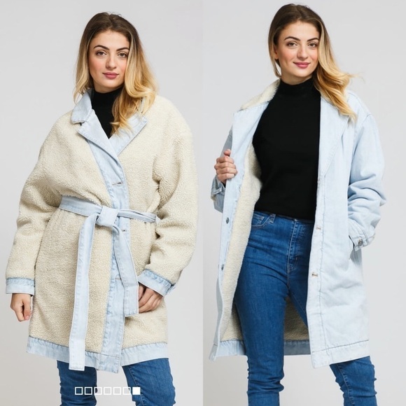 Levi’s Sherpa Coat Long Denim Reversible Jacket Light Wash Belted Women’s XL NEW - Picture 1 of 9